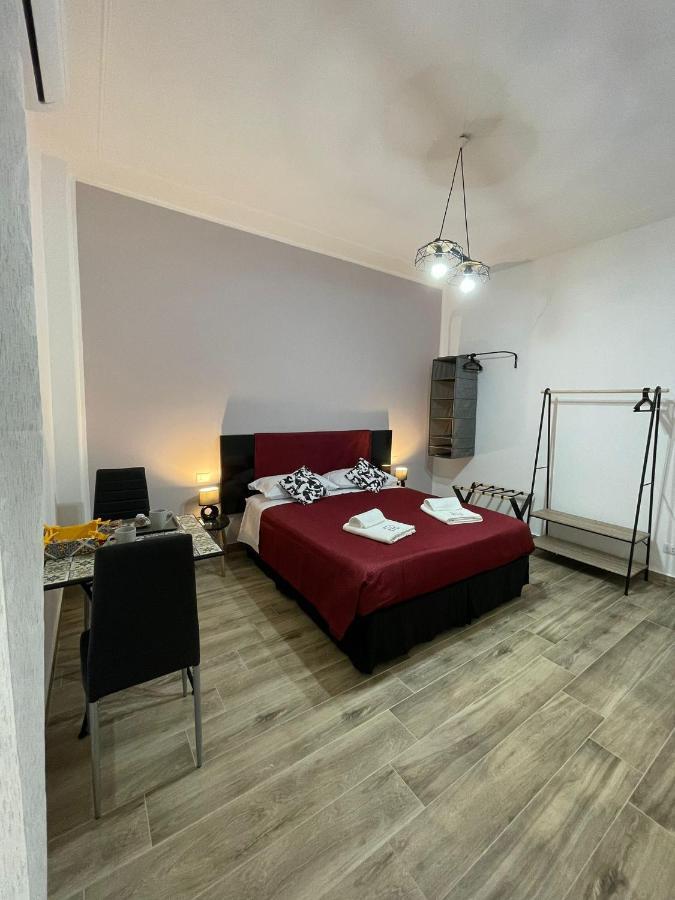 A Bone Guest House Catane Extérieur photo