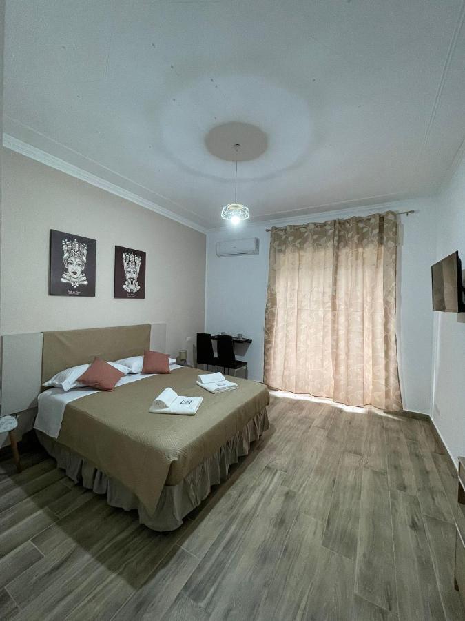 A Bone Guest House Catane Extérieur photo
