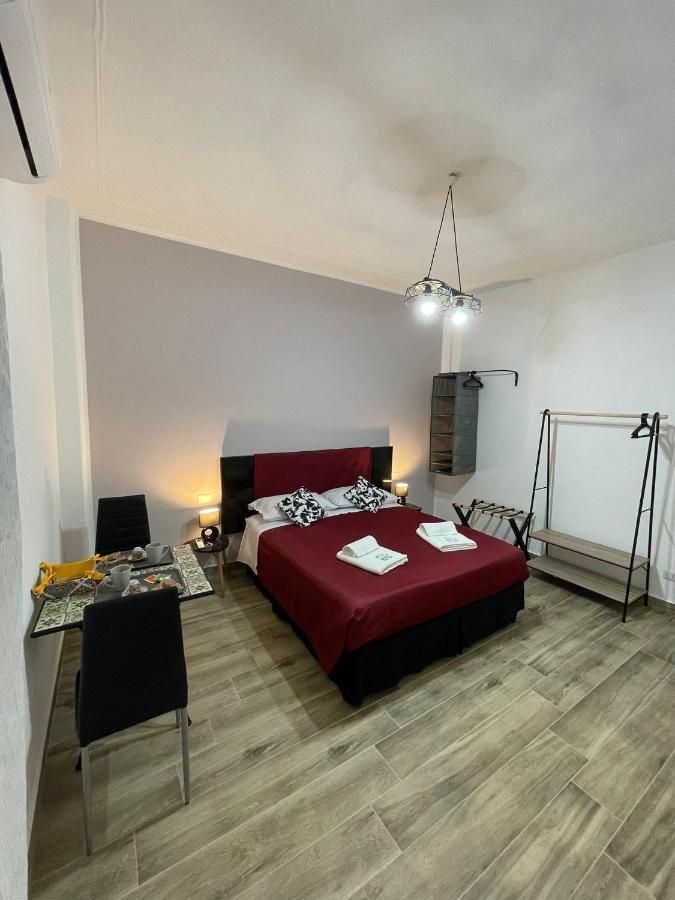 A Bone Guest House Catane Extérieur photo